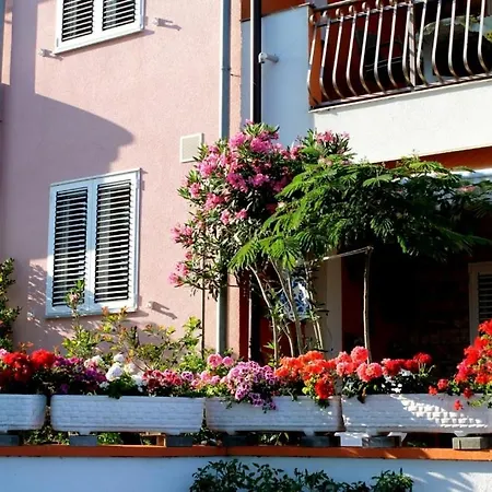 Apartment Holiday Apartment In Vodice With Sea View, Terrace, Air Conditioning, Wifi 145-5